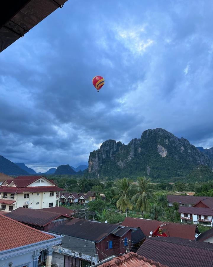 Jasmine Vangvieng Hotel Vang Vieng Dış mekan fotoğraf