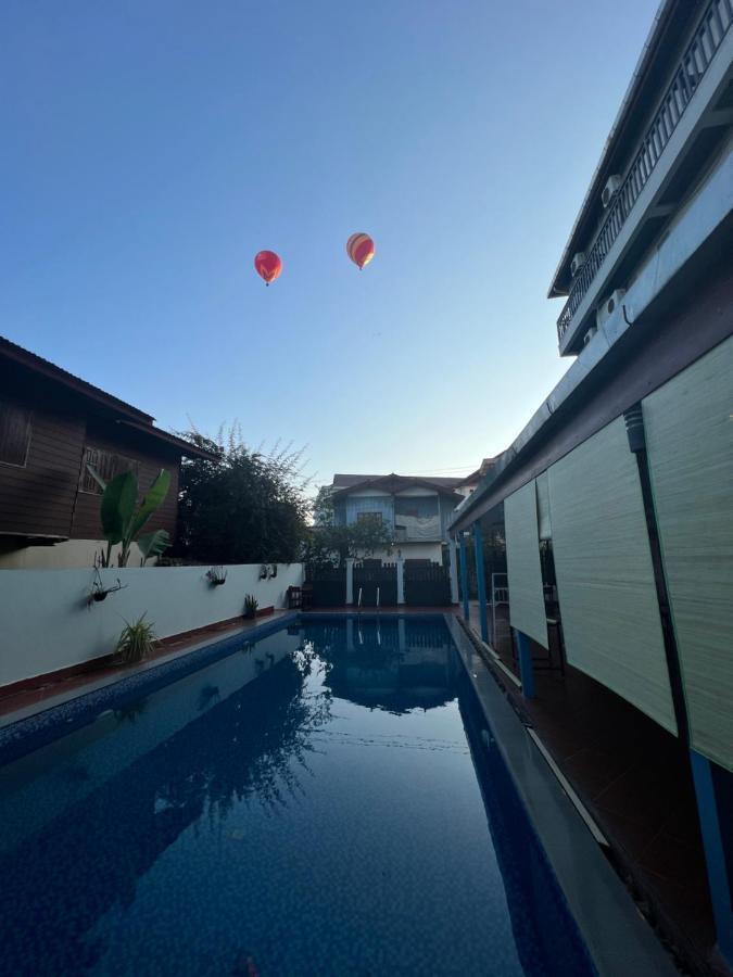 Jasmine Vangvieng Hotel Vang Vieng Dış mekan fotoğraf