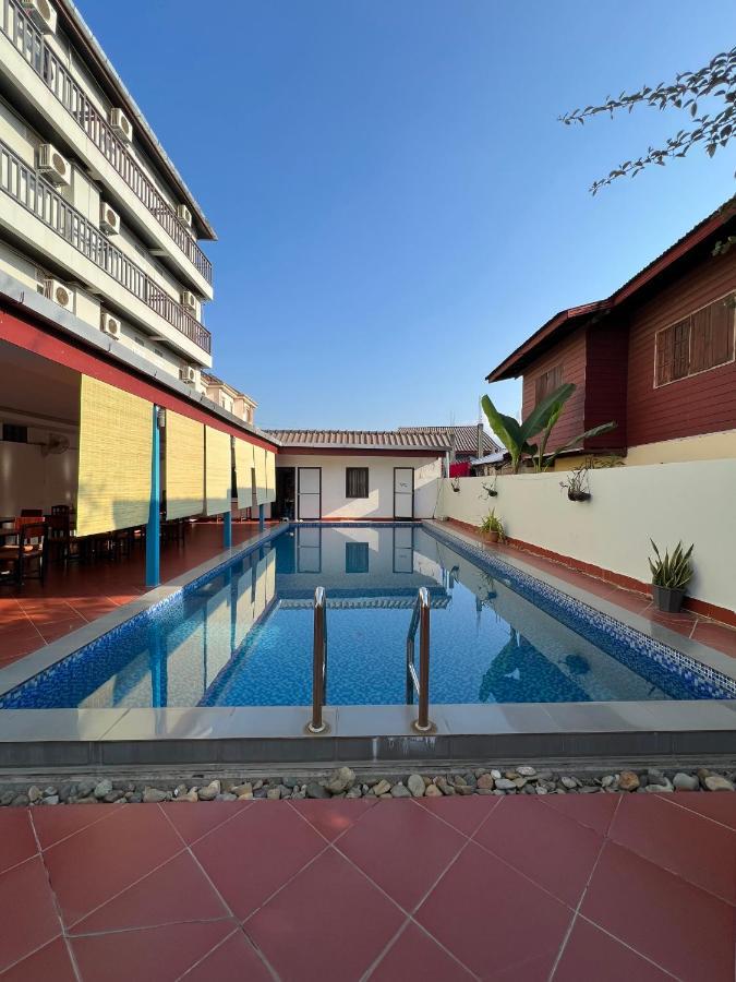 Jasmine Vangvieng Hotel Vang Vieng Dış mekan fotoğraf