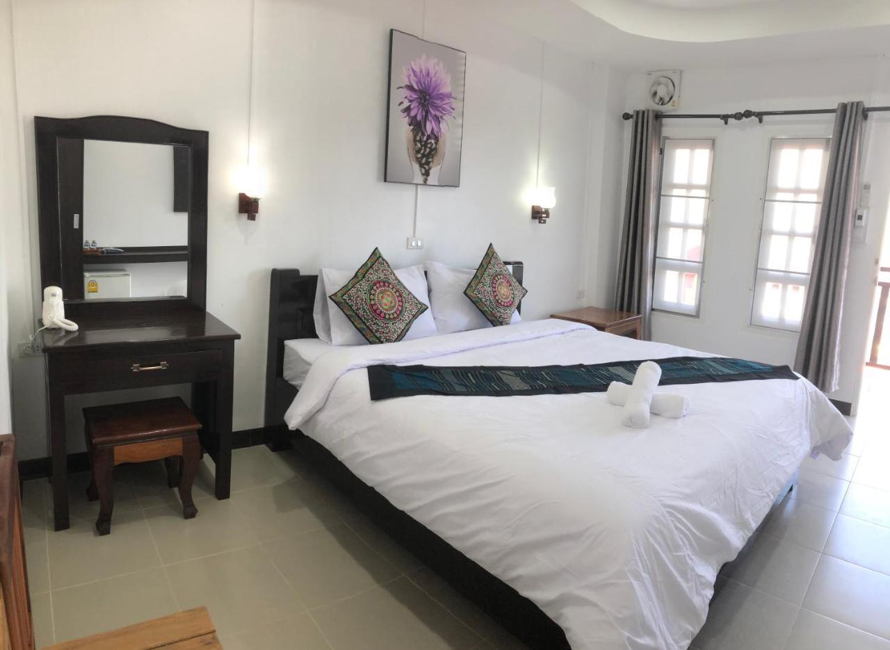 Jasmine Vangvieng Hotel Vang Vieng Dış mekan fotoğraf